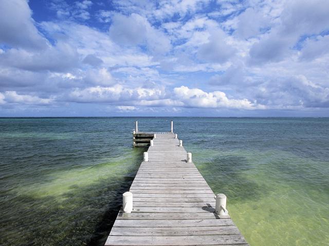 Pier_on_Cayman