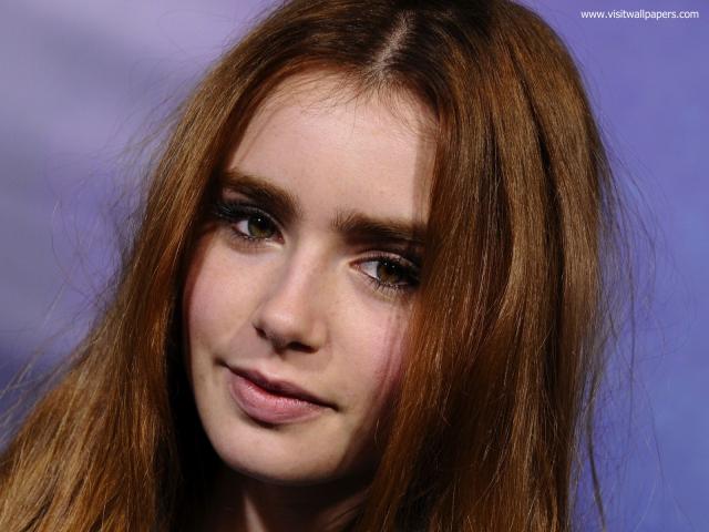 Lily_Collins_05