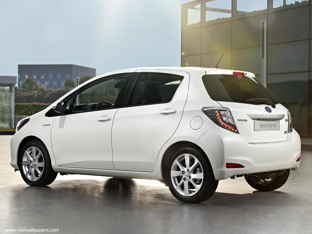 Toyota_72