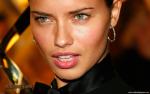Adriana_Lima_51