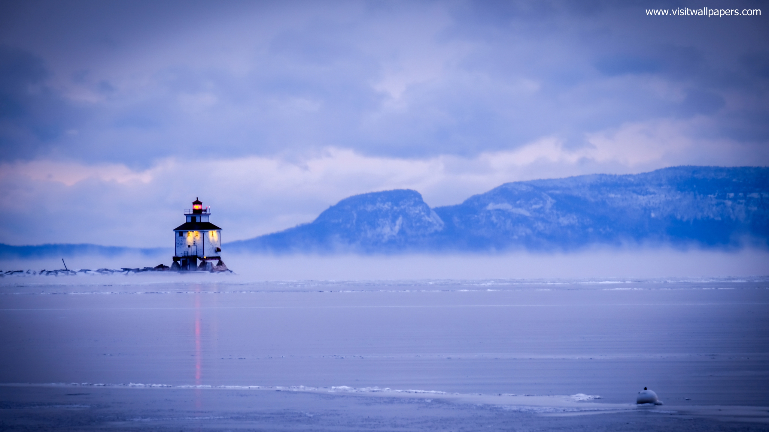 Lighthouse_66
