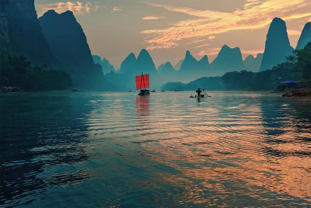 Sunrise_390