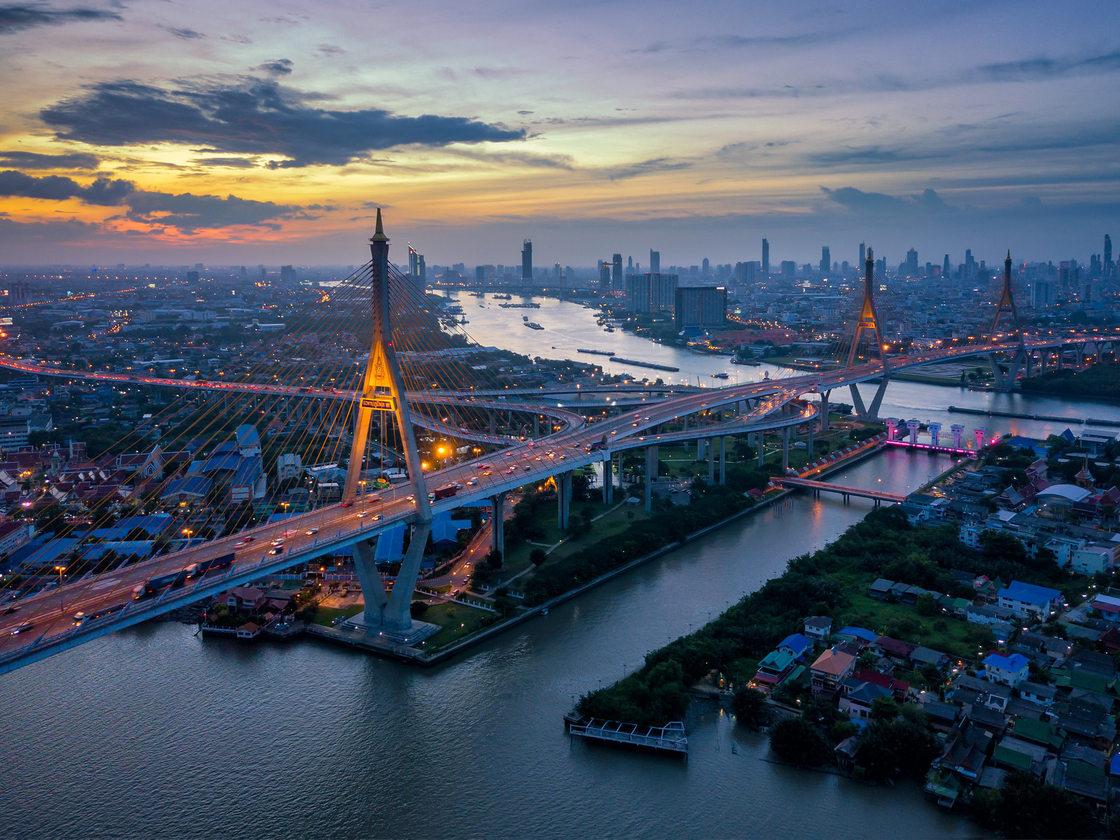Aerial_view_581