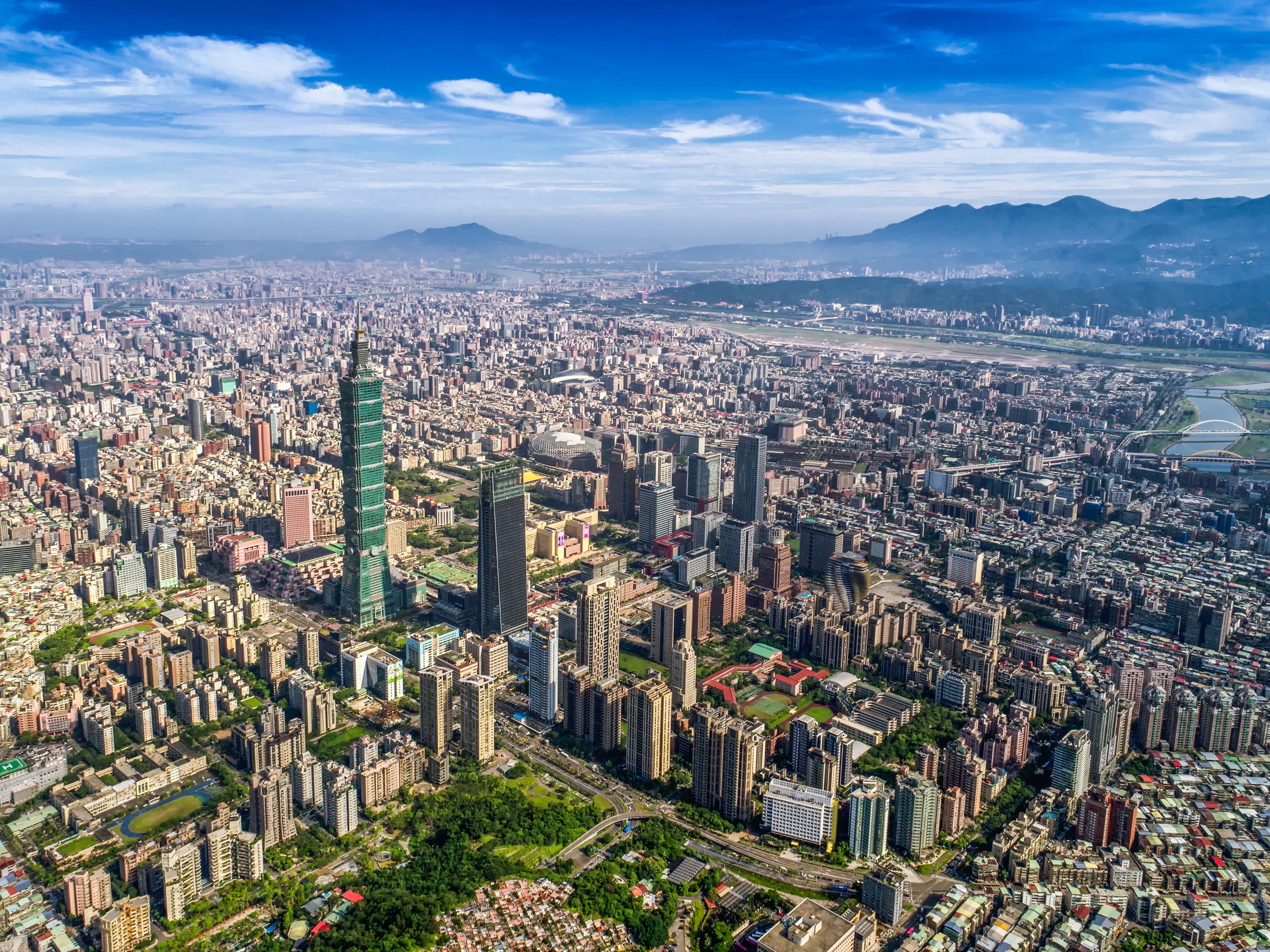Aerial_view_707