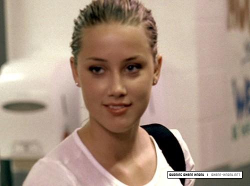 Amber_Heard_12