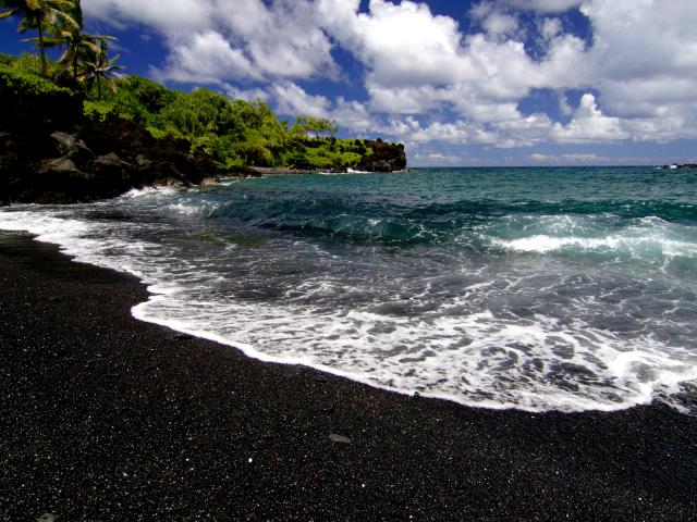 Black Sand Beach, Maui, Hawaii
