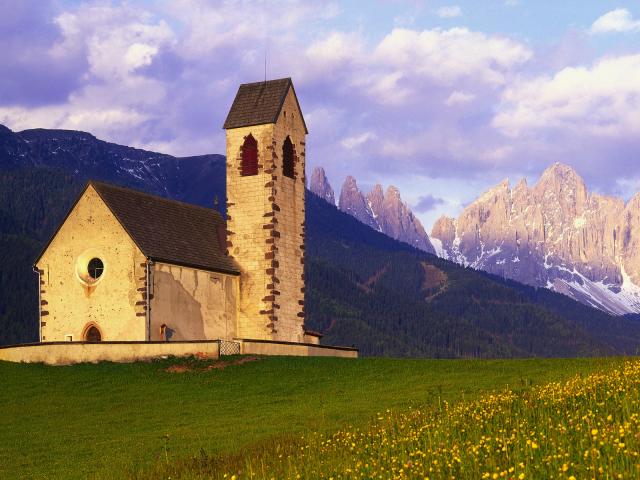 Trentino-Alto Adige, Val di Funes, Italy